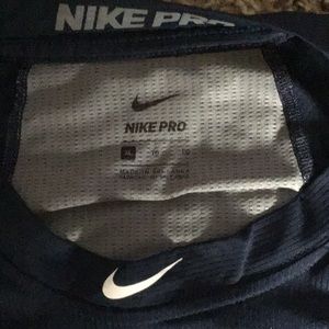 Nike MLB Shirts - Nike Pro Houston Astros shirt Nike MLB Shirts - Nike Pro Houston Astros shirt